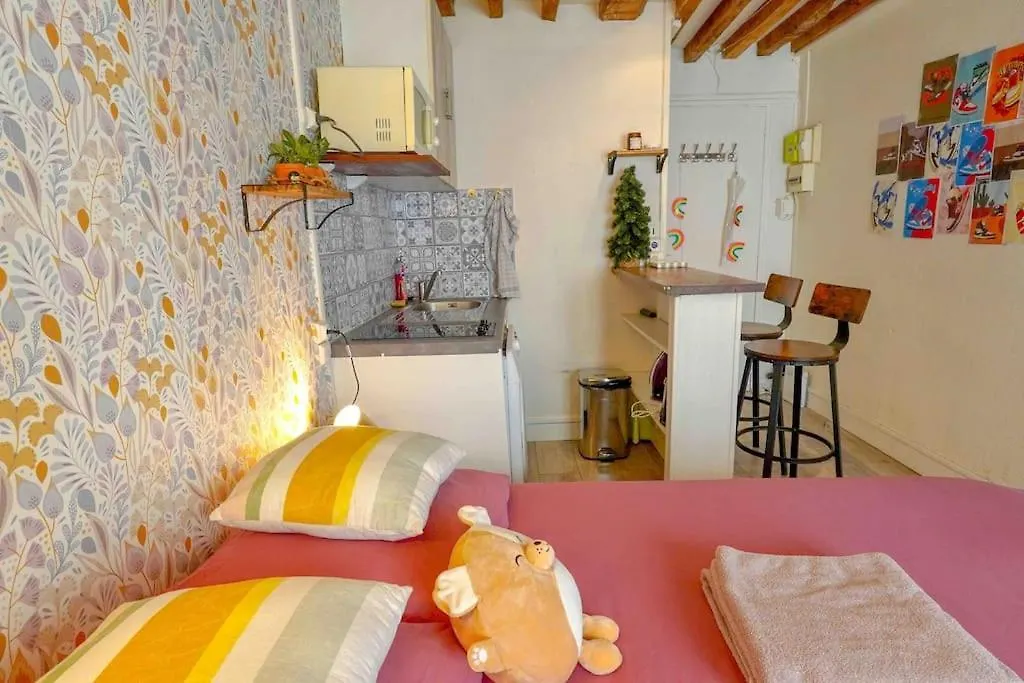 Apartamento Sunny Studio@Temple París 0*,